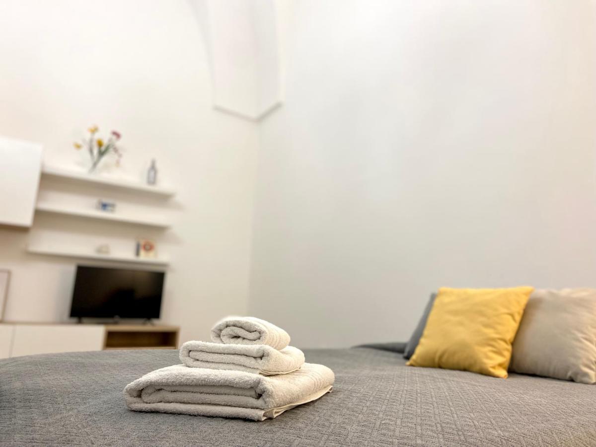 La Casa Di Nina Lejlighed Surano Eksteriør billede